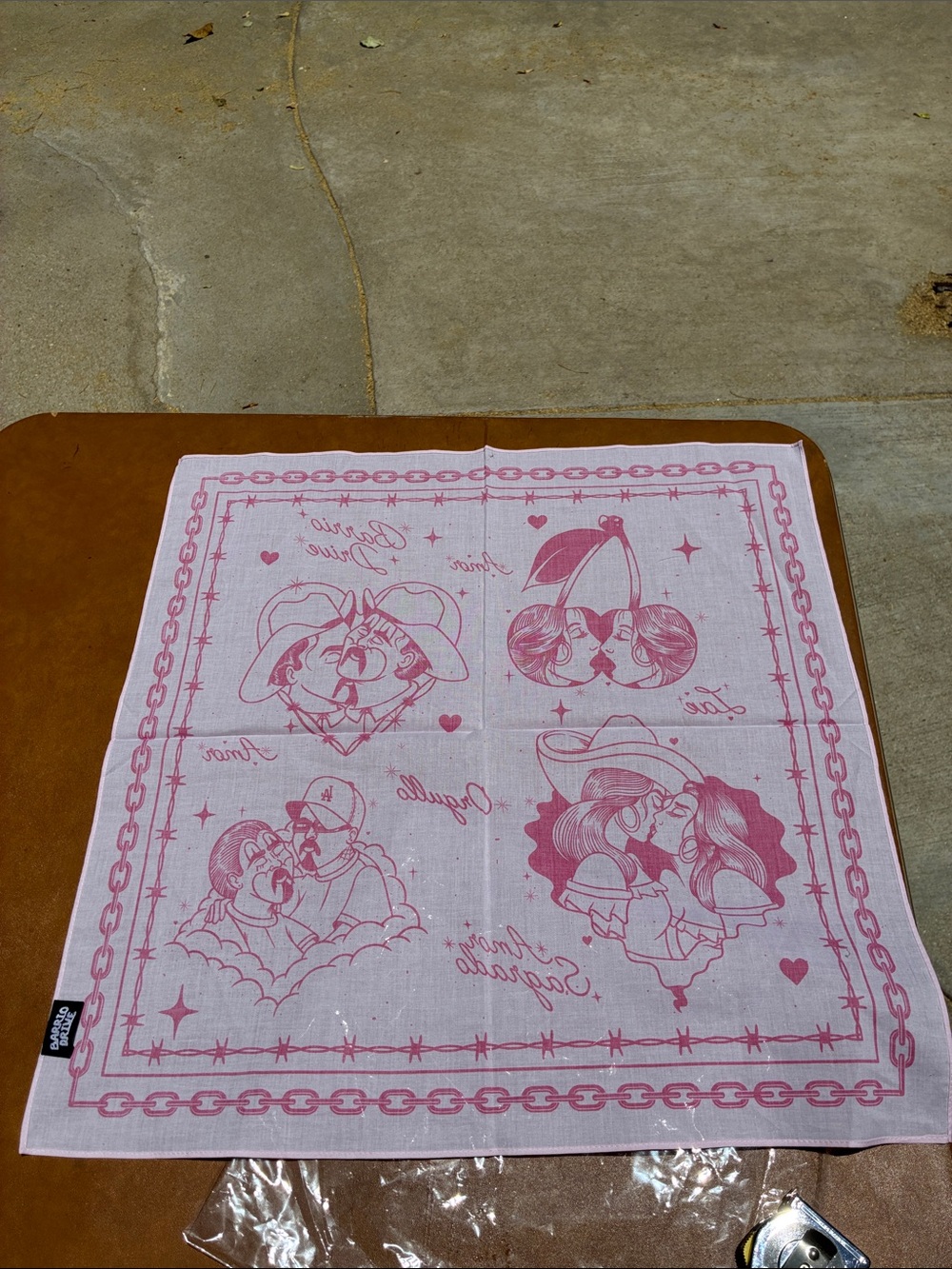 Barrio Drive Pink Queer Love Bandanna - Picture 2 of 12